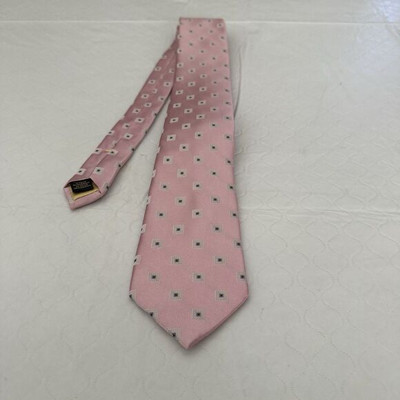 Donald Trump Signature October Men Silk Neck Tie Pink Geometric GoldBar 60" X 3” - Picture 1 of 11